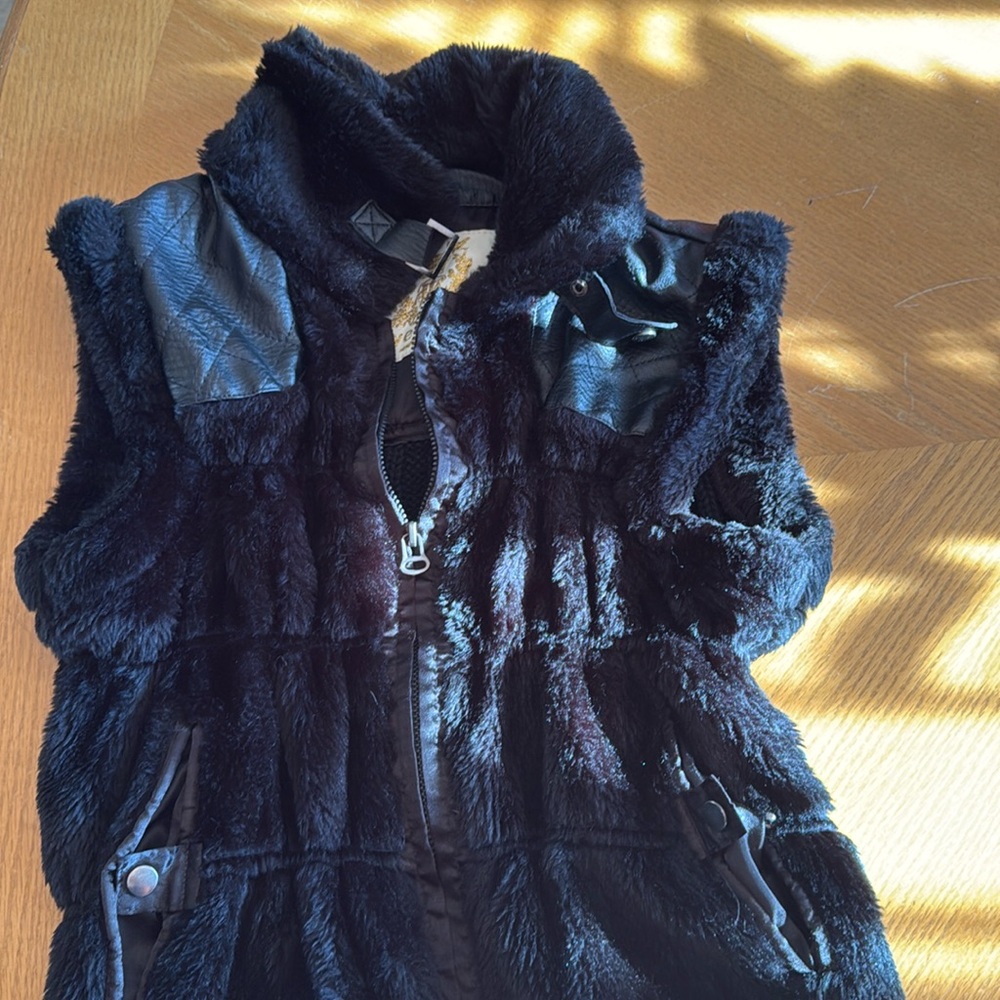 Wet Seal vest
